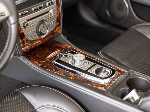 Used 2011 Jaguar XK Convertible image 22