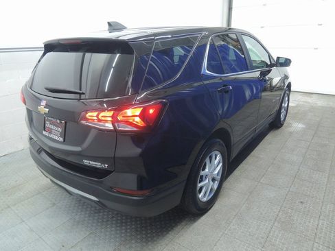 Used 2024 Chevrolet Equinox LT FWD image 9