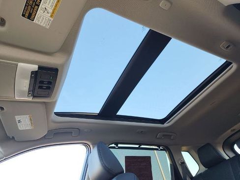 Certified 2025 Nissan Rogue SL w/ Tech Package image 16