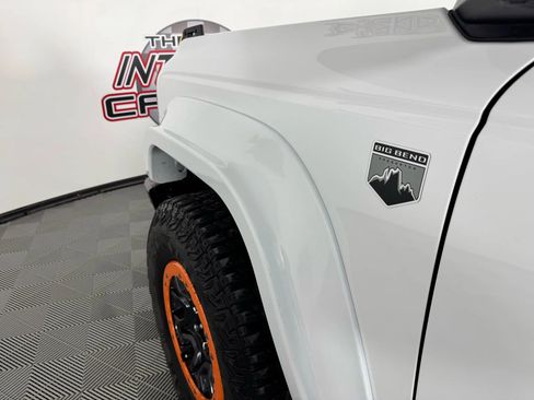 Used 2021 Ford Bronco Big Bend w/ Sasquatch Package image 23