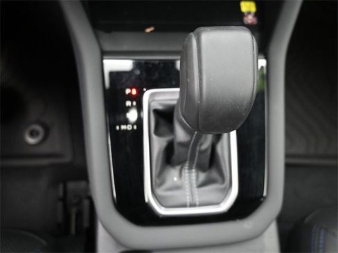 Used 2025 Subaru Forester Limited image 11