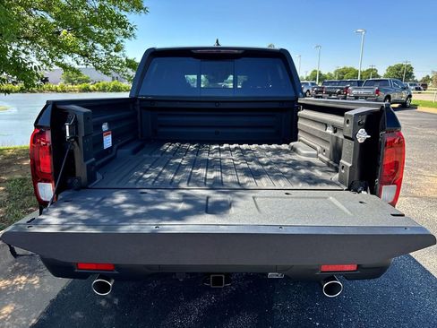 New 2026 Honda Ridgeline Black Edition image 24