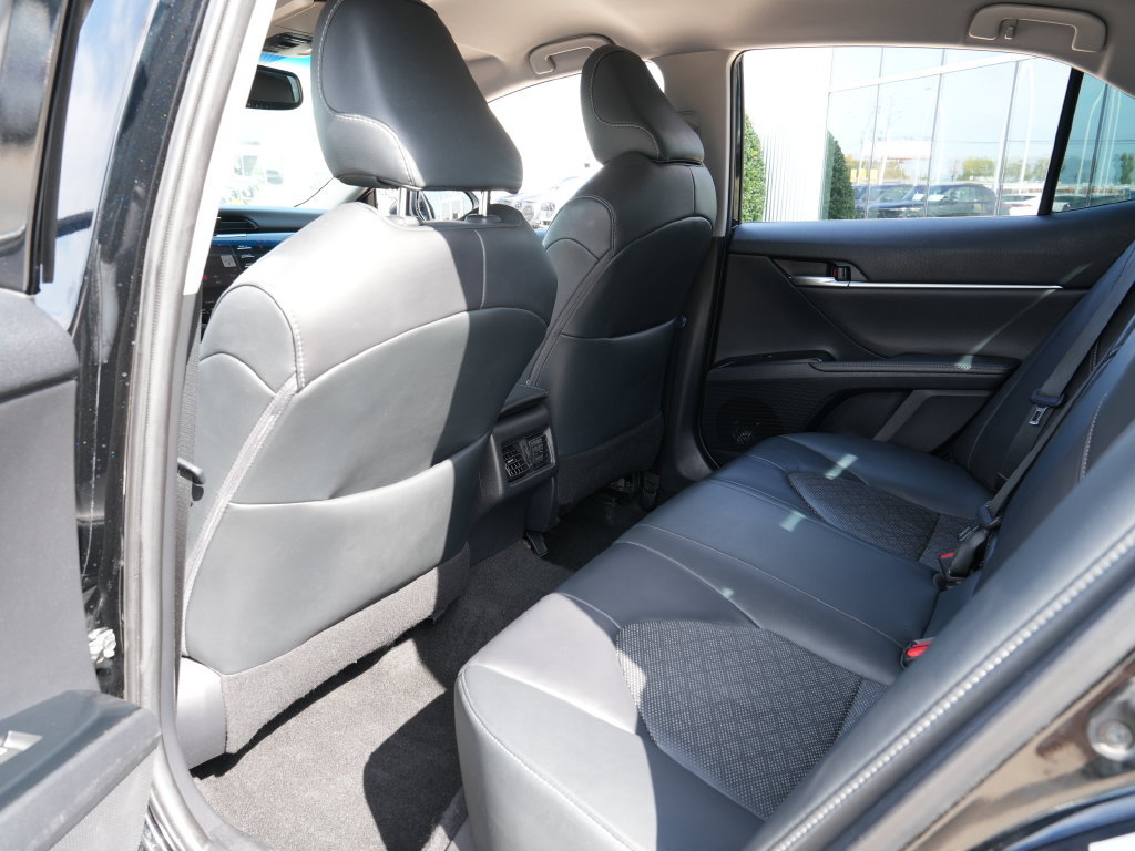 Used 2019 Toyota Camry XSE FWD image 23