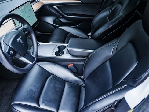 Used 2021 Tesla Model 3 Standard Range Plus RWD image 10