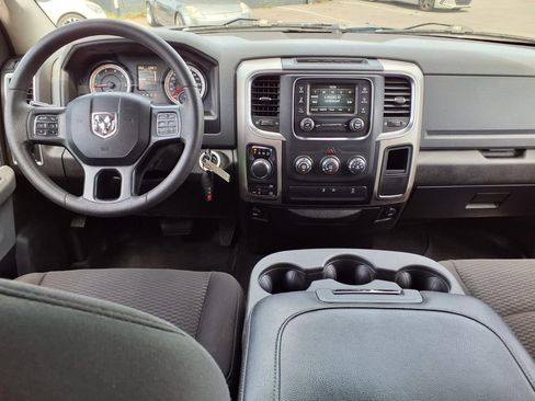 Used 2019 RAM 1500 Classic Warlock AWD/4WD image 16