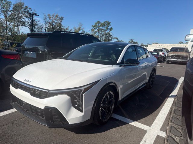 Used 2025 Kia K4 EX w/ GT-Line Sunroof Package FWD image 3
