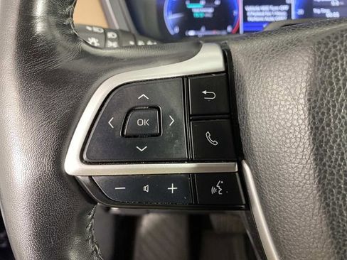 Used 2024 Toyota Grand Highlander AWD image 19
