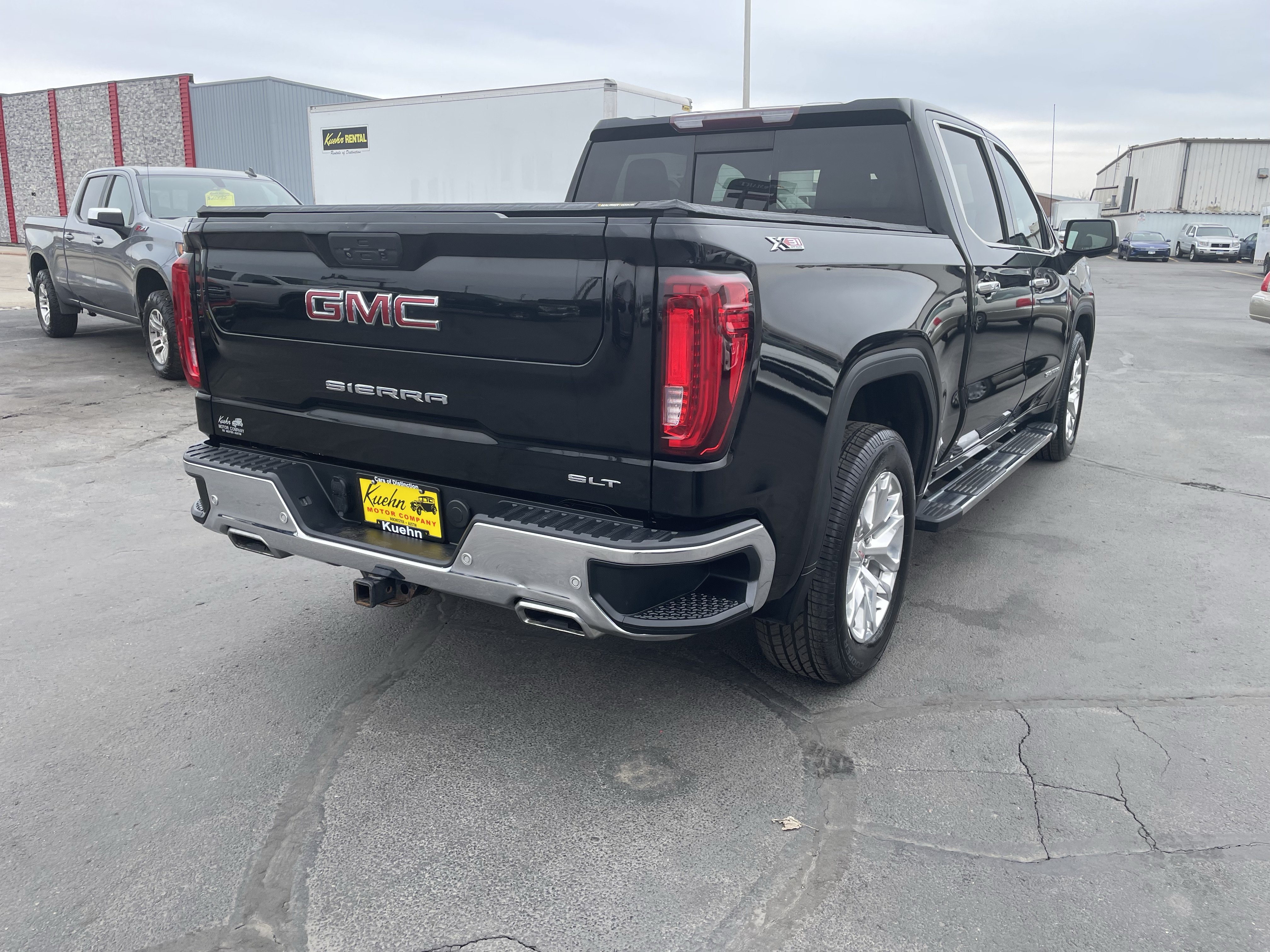 Used 2019 GMC Sierra 1500 SLT w/ SLT Premium Plus Package AWD/4WD image 8
