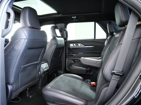 Certified 2025 Ford Explorer ST AWD/4WD image 14