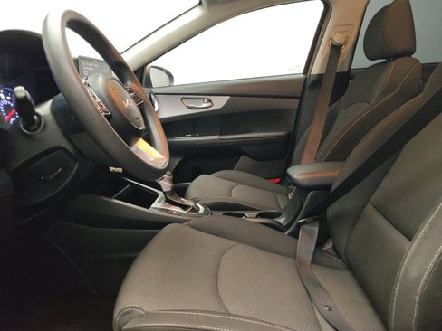 Used 2023 Kia Forte LXS w/ LXS Technology Package FWD image 17