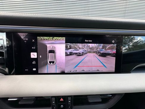 Used 2025 Porsche Macan 4 Electric image 30