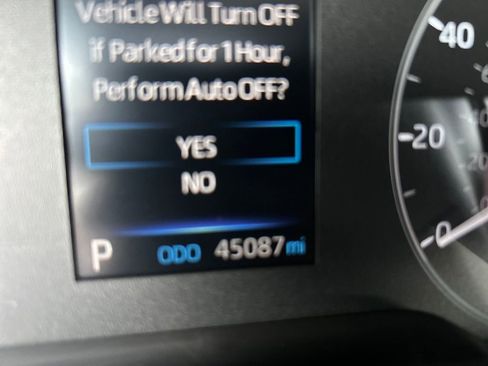 Certified 2024 Toyota Corolla SE image 17