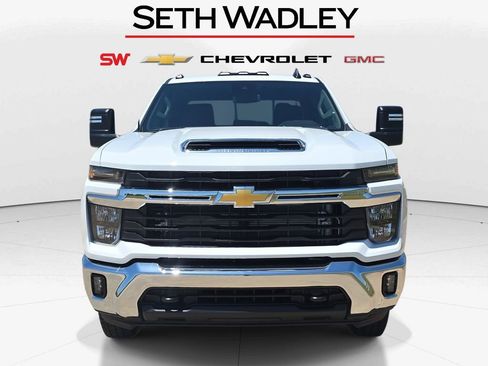 New 2026 Chevrolet Silverado 3500 LT w/ Convenience Package AWD/4WD image 2