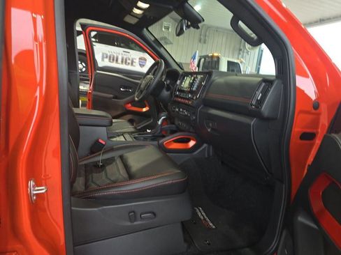 Certified 2025 Nissan Frontier PRO-4X w/ Pro Premium Package image 19