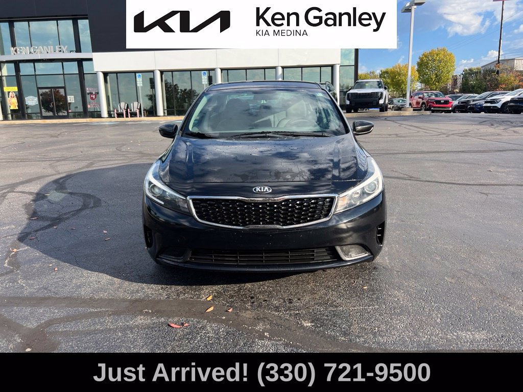Used 2017 Kia Forte LX FWD image 2