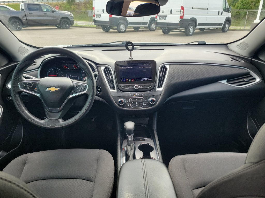 Used 2024 Chevrolet Malibu LT FWD image 9
