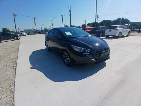 Used 2024 Nissan Versa SV w/ Trunk Package FWD image 3
