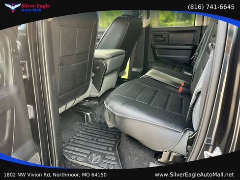 Used 2016 RAM 1500 Express w/ Black Ram 1500 Express Group AWD/4WD image 8