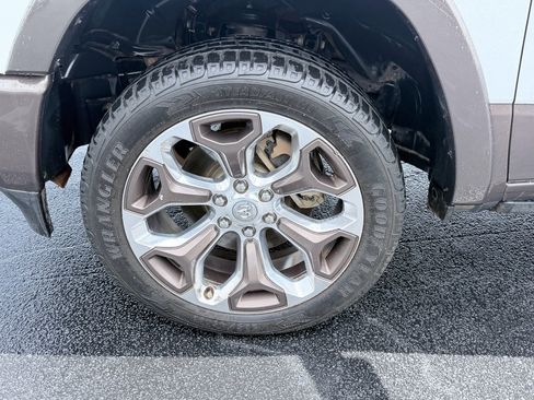 Used 2022 RAM 1500 Limited AWD/4WD image 35
