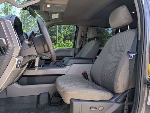 Certified 2022 Ford F250 XLT w/ XLT Value Package AWD/4WD image 10