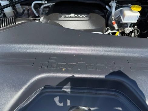 Certified 2025 RAM 2500 Big Horn AWD/4WD image 32