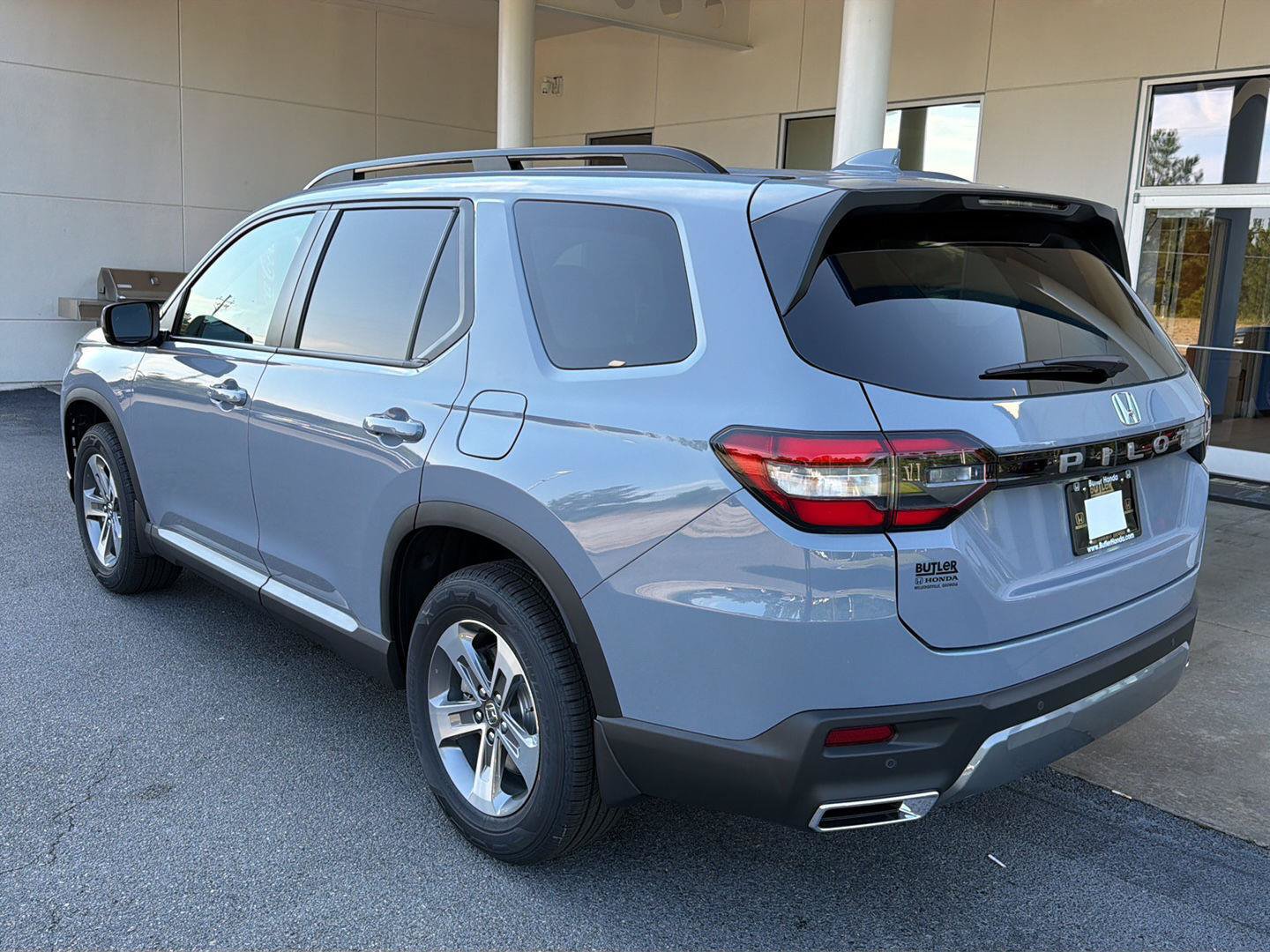 New 2026 Honda Pilot EX-L image 5