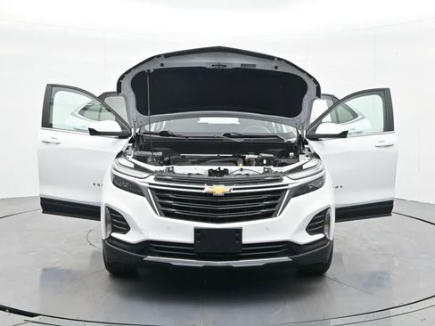 Used 2024 Chevrolet Equinox LT image 36