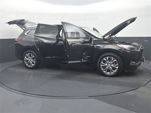 Used 2021 Buick Enclave Avenir w/ Avenir Technology Package image 35