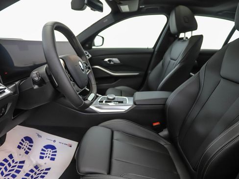 Used 2025 BMW 330i xDrive Sedan w/ Premium Package image 11