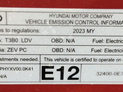 Used 2023 Hyundai Kona SE FWD image 30