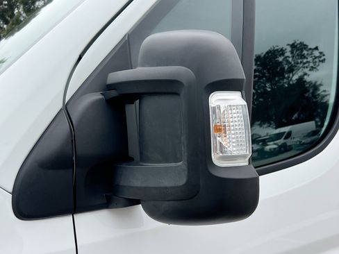 Used 2023 RAM ProMaster 2500 image 12