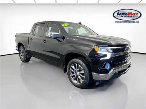 Used 2023 Chevrolet Silverado 1500 LT image 1