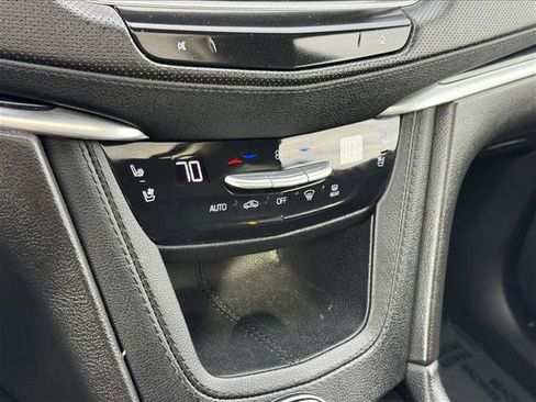 Used 2024 Cadillac XT5 Premium Luxury AWD/4WD image 15