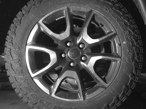 Used 2025 Jeep Compass Trailhawk image 15