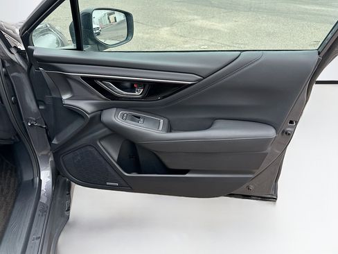 Used 2024 Subaru Outback Limited image 33