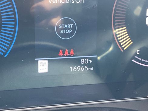 Used 2025 Hyundai Sonata SEL image 9