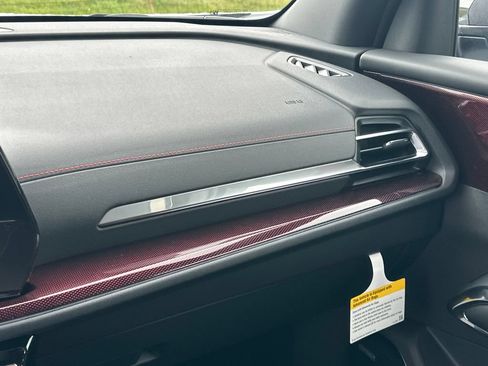 New 2026 Chevrolet Traverse RS w/ LPO, Floor Liner Package AWD/4WD image 22