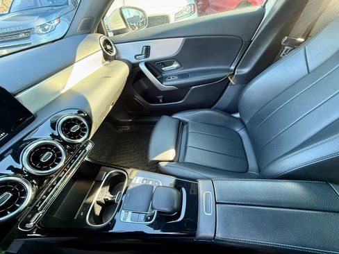 Used 2019 Mercedes-Benz A 220 image 24