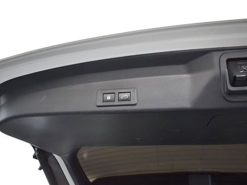 Used 2022 Subaru Ascent Touring w/ Popular Package #2A image 30