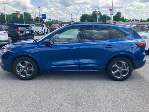 Used 2023 Ford Escape ST-Line w/ Equipment Group 301A FWD image 4