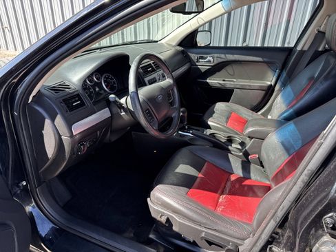 Used 2009 Ford Fusion SEL FWD image 2
