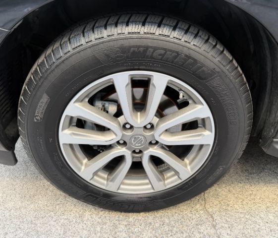 Used 2016 Nissan Pathfinder SV FWD image 28