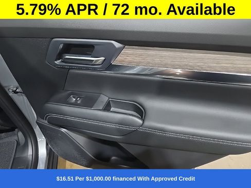 New 2026 GMC Terrain Denali w/ LPO, Black Badging Package AWD/4WD image 11