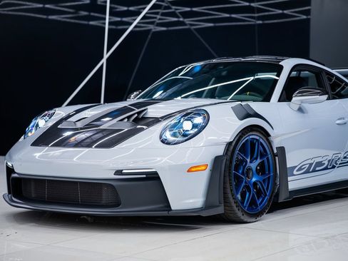 Used 2025 Porsche 911 GT3 RS RWD image 4