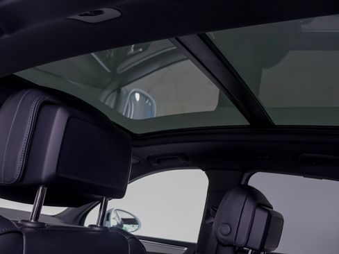 Certified 2026 Porsche Macan AWD/4WD image 35