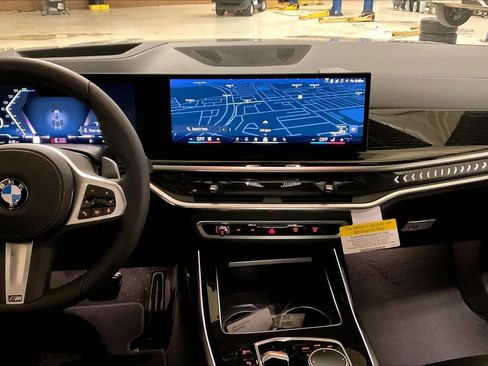 New 2026 BMW X7 xDrive40i image 6