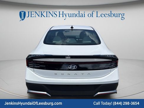 New 2026 Hyundai Sonata SE FWD image 6