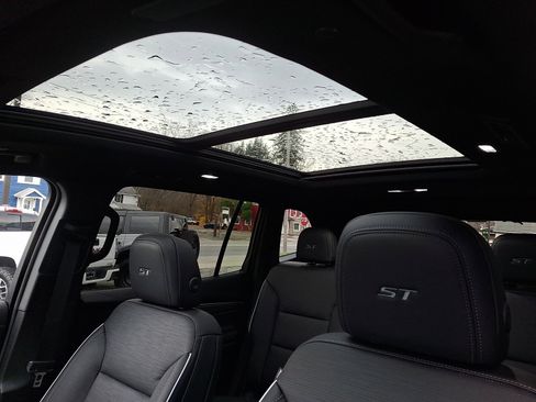 New 2026 Buick Enclave Sport Touring w/ Power Package image 15