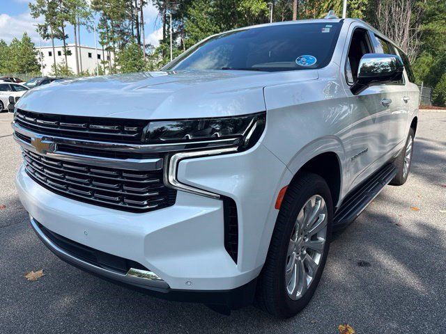 Used 2024 Chevrolet Suburban Premier AWD/4WD image 9