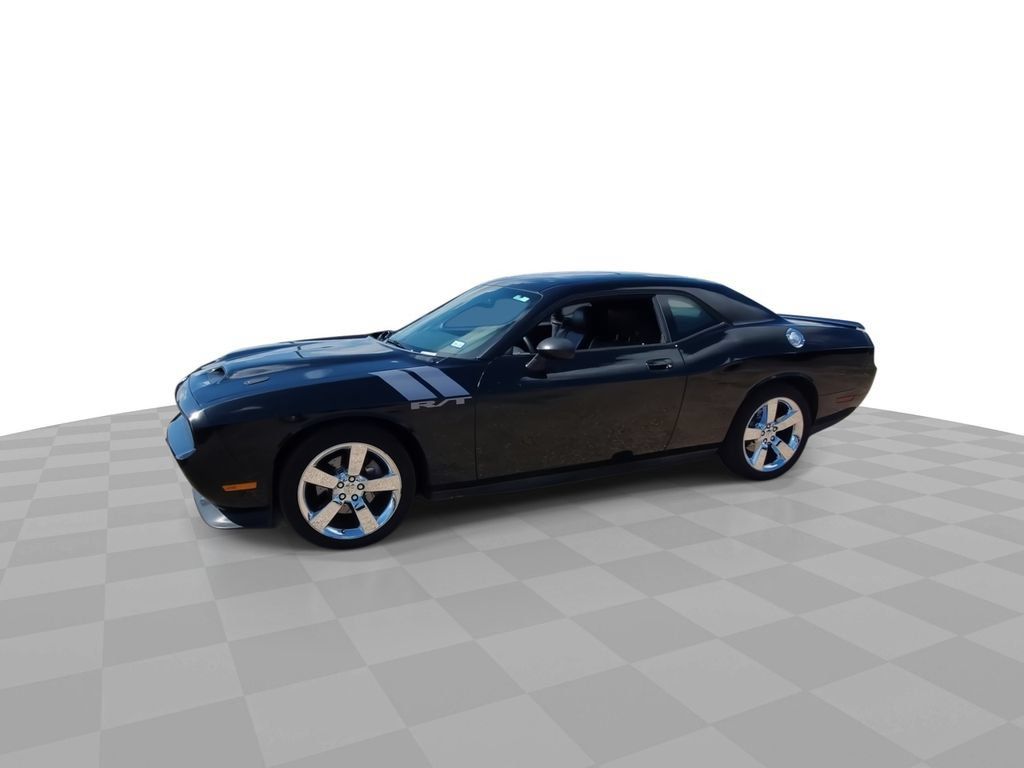 Used 2009 Dodge Challenger R/T RWD image 4